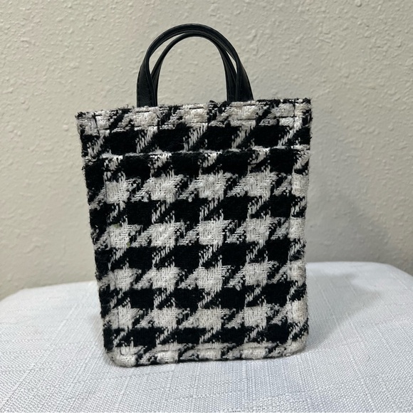 DKNY Magnolia Houndstooth Mini Tote Bag in Black and White.  Small Purse. - Picture 2 of 6